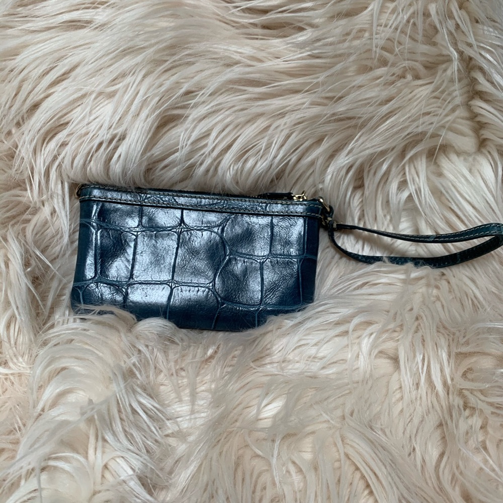💎Dooney & Bourke Wristlet💎 - Picture 4 of 7